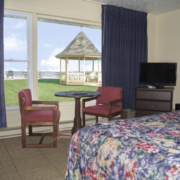 Amenities – Clinton Inn & Suites